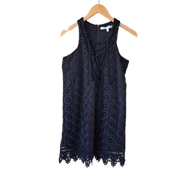 Lovers & Friends Escape Black Lace Up Crochet Mini Shift Dress Size Small - Picture 8 of 9